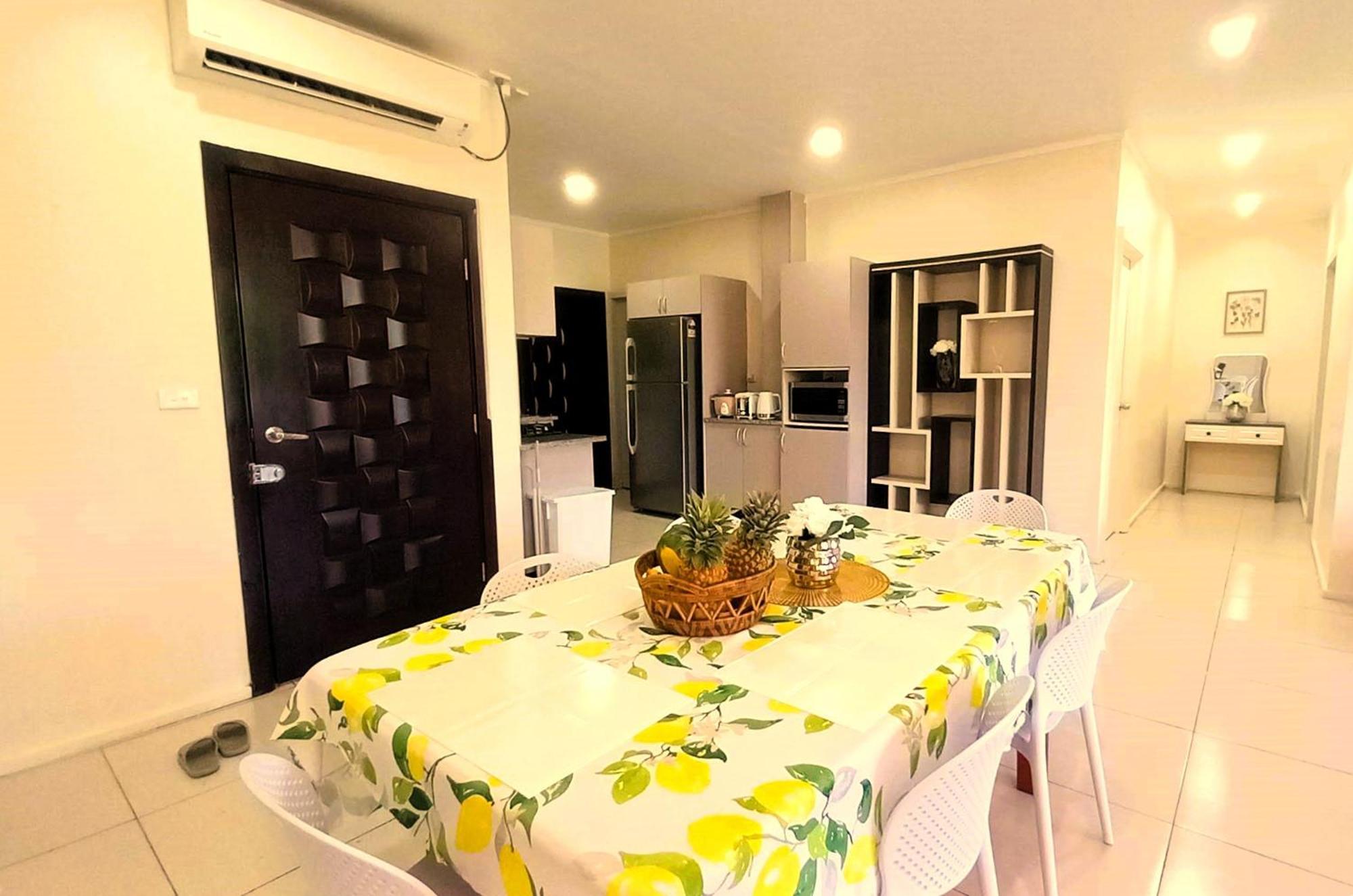 Waterfront Sunset Apartment Nadi Pokoj fotografie
